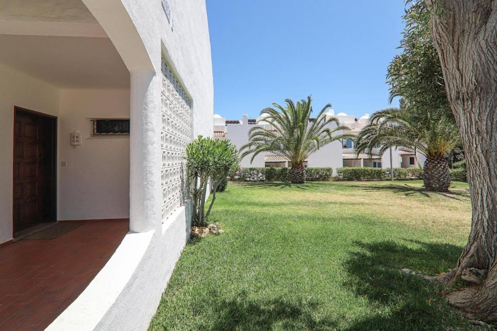 Vila Mourisca Porches  Bagian luar foto