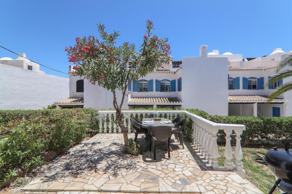 Vila Mourisca Porches  Bagian luar foto
